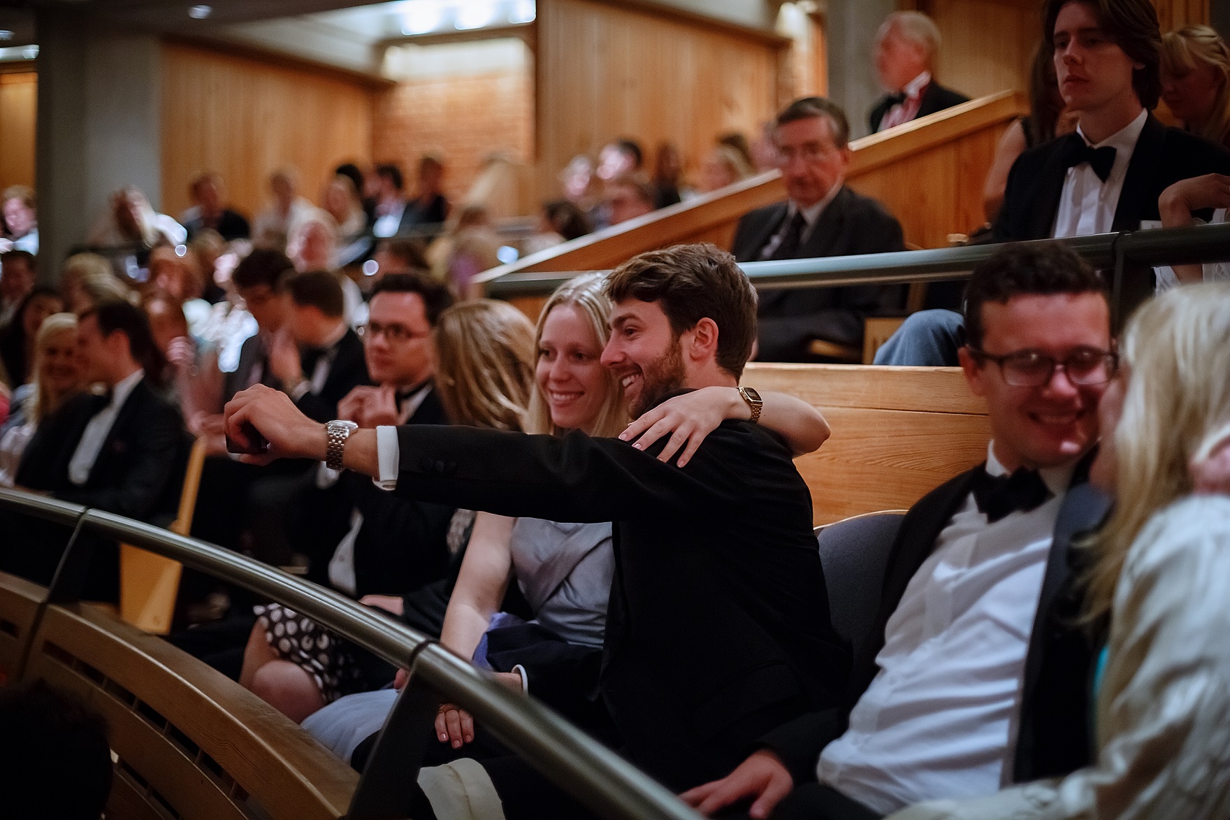 Glyndebourne-Festival-audience-in-the-auditorium_photographer-James-Bellorini